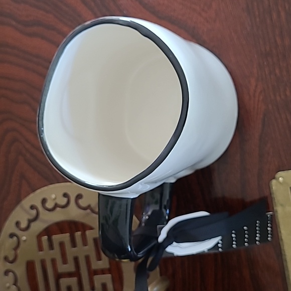 ☕️Rae Dunn  Mug - Picture 3 of 5